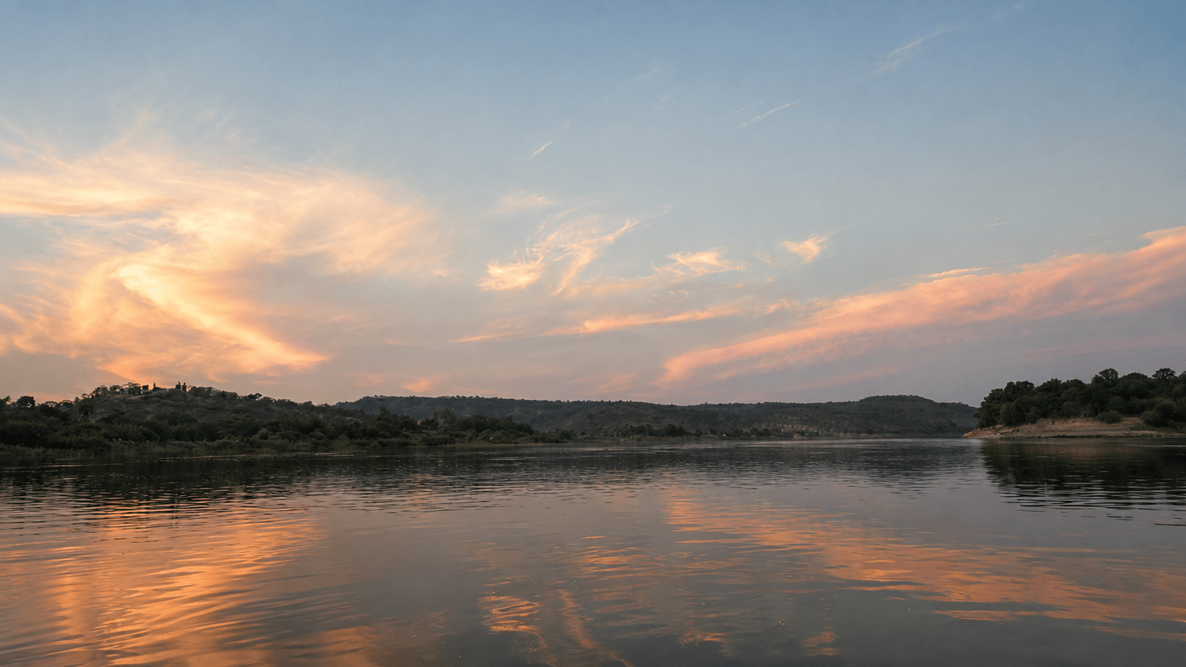Msuna Island Lodges on the Zambezi River in Zimbabwe